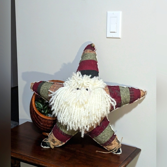 unbranded Other - Festive Patchwork Santa Throw  Star Pillow. Patchwork. Rustic Decor. EUC. 18".